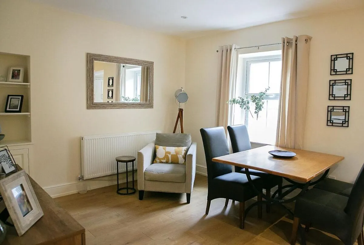 Skipton Centre, Superb 2 Bedroom Cottage