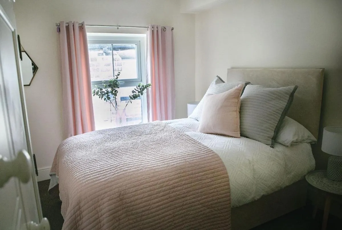 Skipton Centre, Superb 2 Bedroom Cottage בית נופש